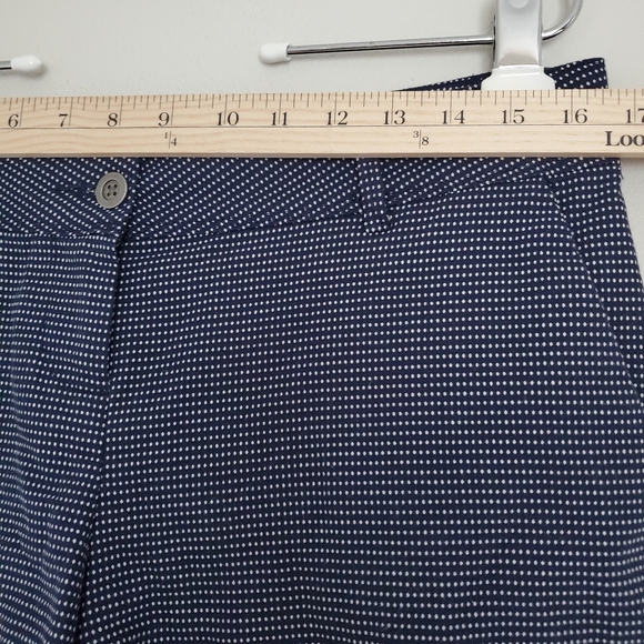 The Limited Size 8 shorts. Navy and white. - Picture 5 of 7